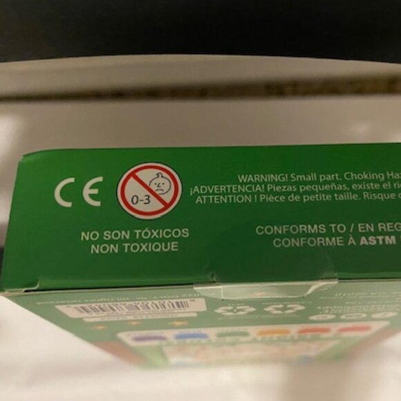 ooly: CUDDY CUBS * BEAR FINGER CRAYONS* *SET of 6* NON TOXIC - Picture 6 of 6